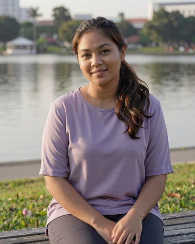 Singaporean woman Siti from Jurong East interested in international dating