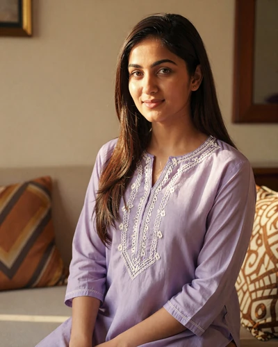 Pakistani woman Ayesha from Lahore seeking genuine dating connection